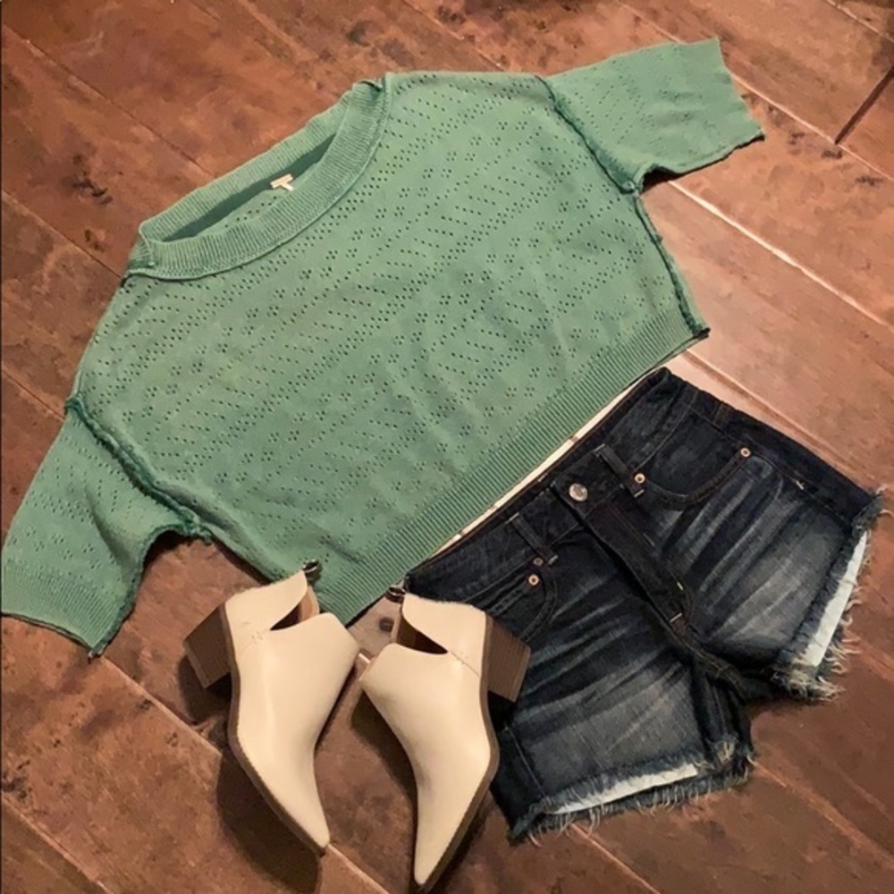 Free people cropped spring sweater!